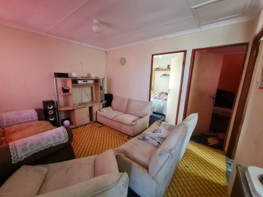 2 Bedroom Property for Sale in New Brighton Eastern Cape
